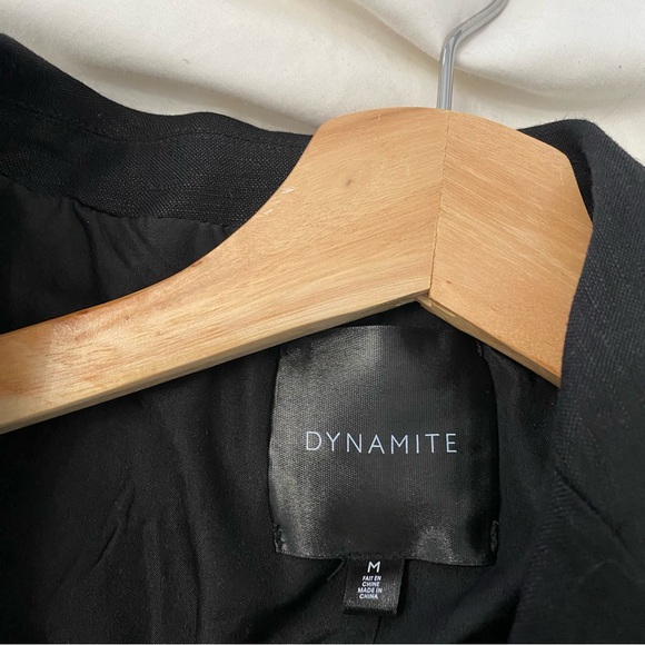 DYNAMITE | Kara cropped linen blazer - Picture 4 of 6